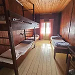 Great Mountain Bed & Breakfast Platak