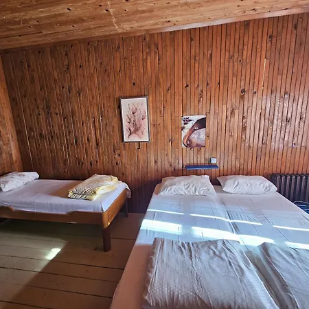 Great Mountain Bed & Breakfast Platak