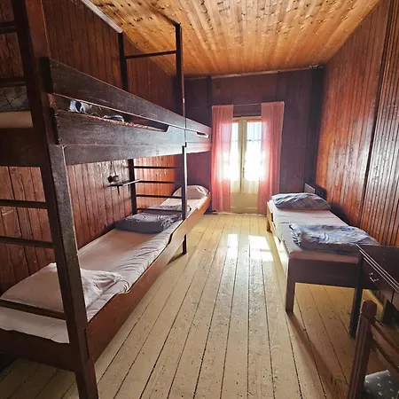 Great Mountain Bed & Breakfast Platak